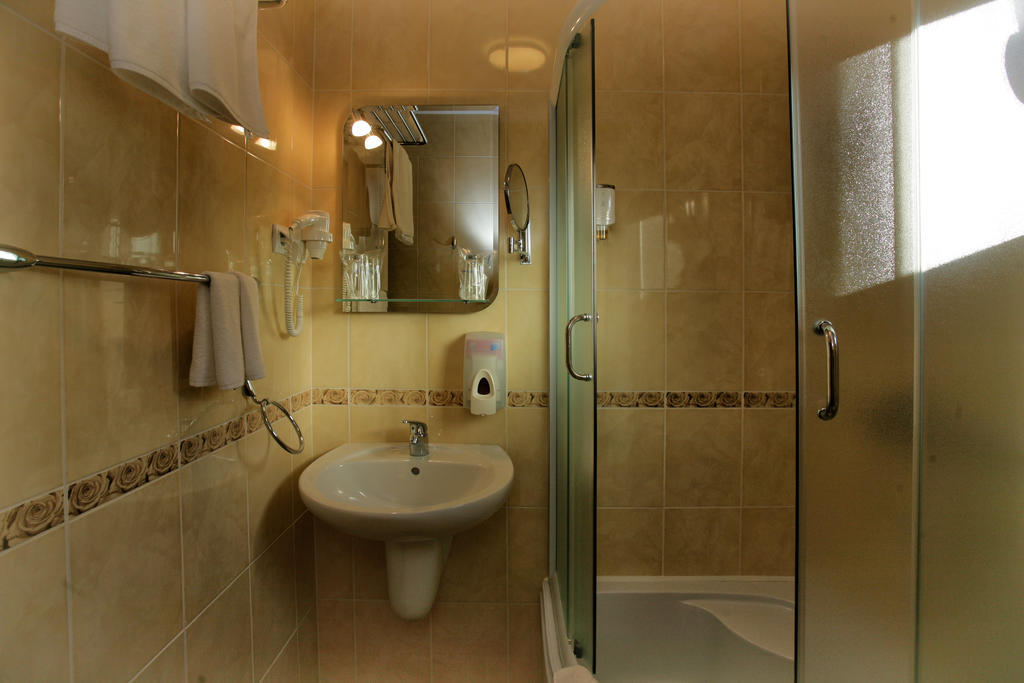 Hotel Ellena Herceg Novi Cameră foto